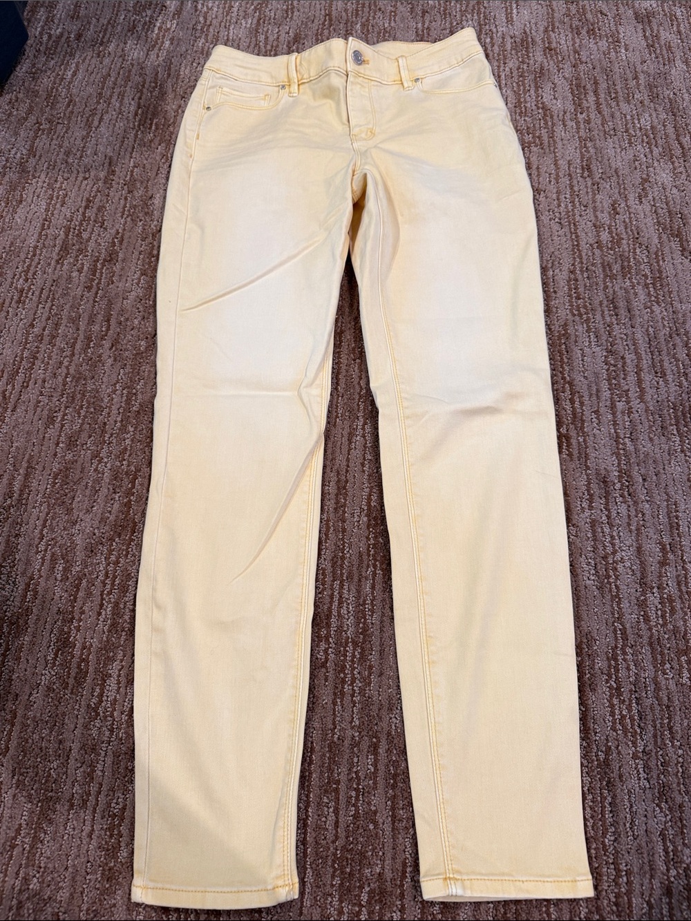 Women’s Slim Straight Jeans in Pale Yellow
